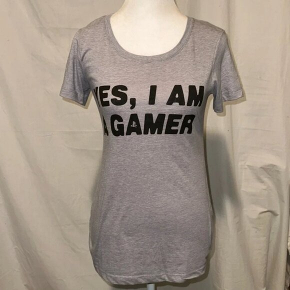 PlayStation "yes I am a gamer" graphic tshirt size small - Picture 1 of 3